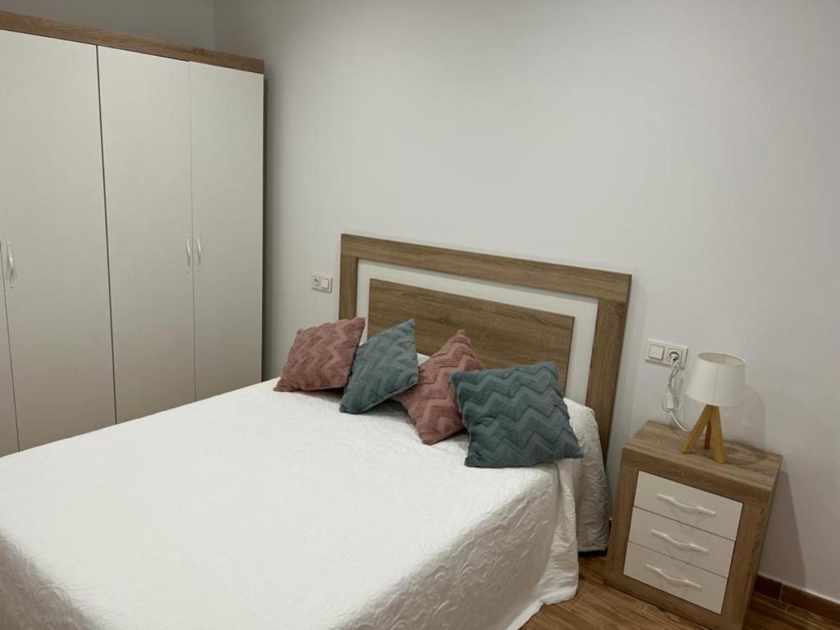 Agradable Casa Familiar En Pliego. 아파트 외부 사진