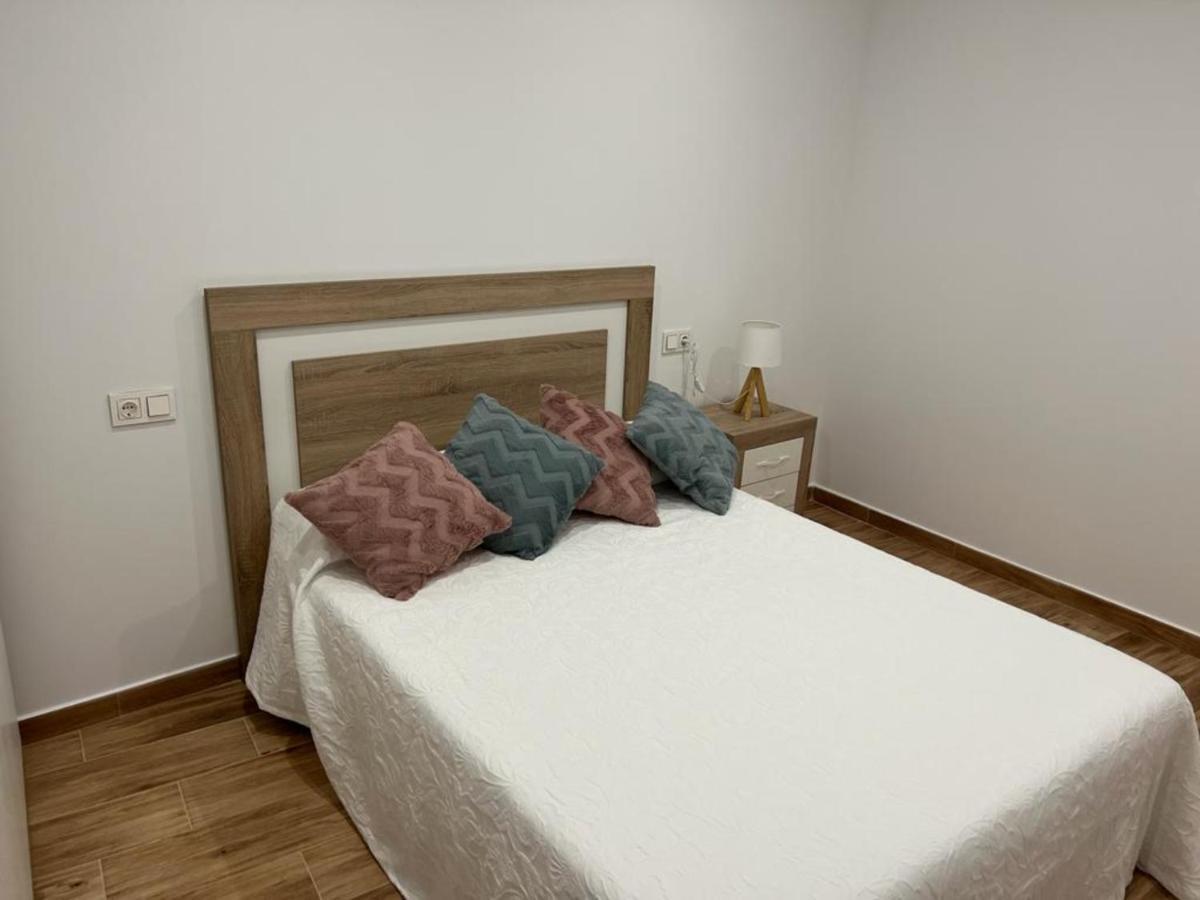 Agradable Casa Familiar En Pliego. 아파트 외부 사진