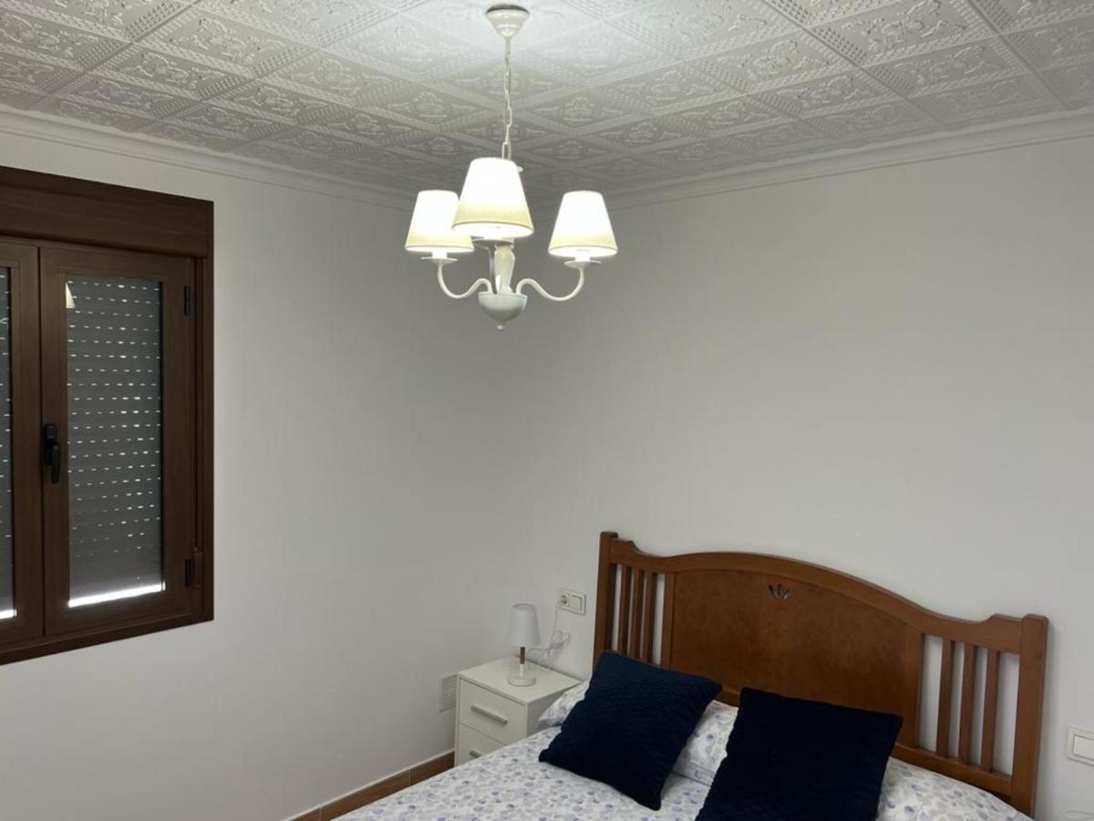 Agradable Casa Familiar En Pliego. 아파트 외부 사진